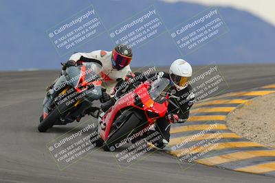 media/Jan-14-2023-SoCal Trackdays (Sat) [[497694156f]]/Turn 12 (120pm)/